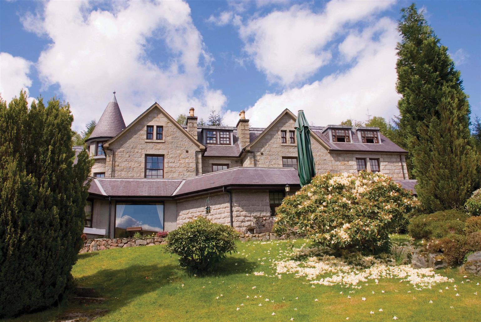 Glenspean Lodge Hotel Roybridge Exterior foto